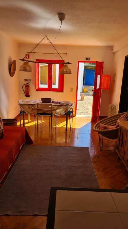 Baobab Moz Lodge Vila Nova de Milfontes Exteriör bild
