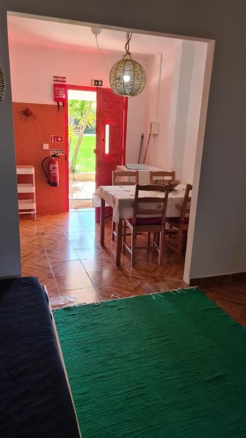 Baobab Moz Lodge Vila Nova de Milfontes Exteriör bild